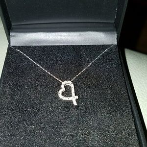 Heart necklace with diamonds